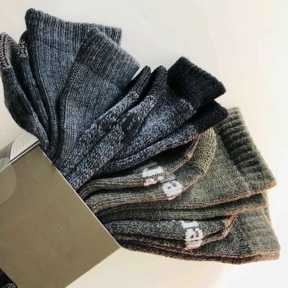 TIMBERLAND 4 Pairs Wool Performance Cushioned Men's Crew Socks - Picture 2 of 5